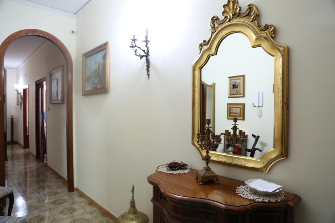 نابولي Stanza In Appartamento المظهر الخارجي الصورة